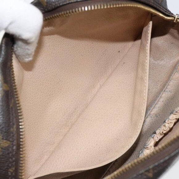 LOUIS VUITTON Monogram Trousse Toilette 23 Clutch Bag - Picture 9 of 14
